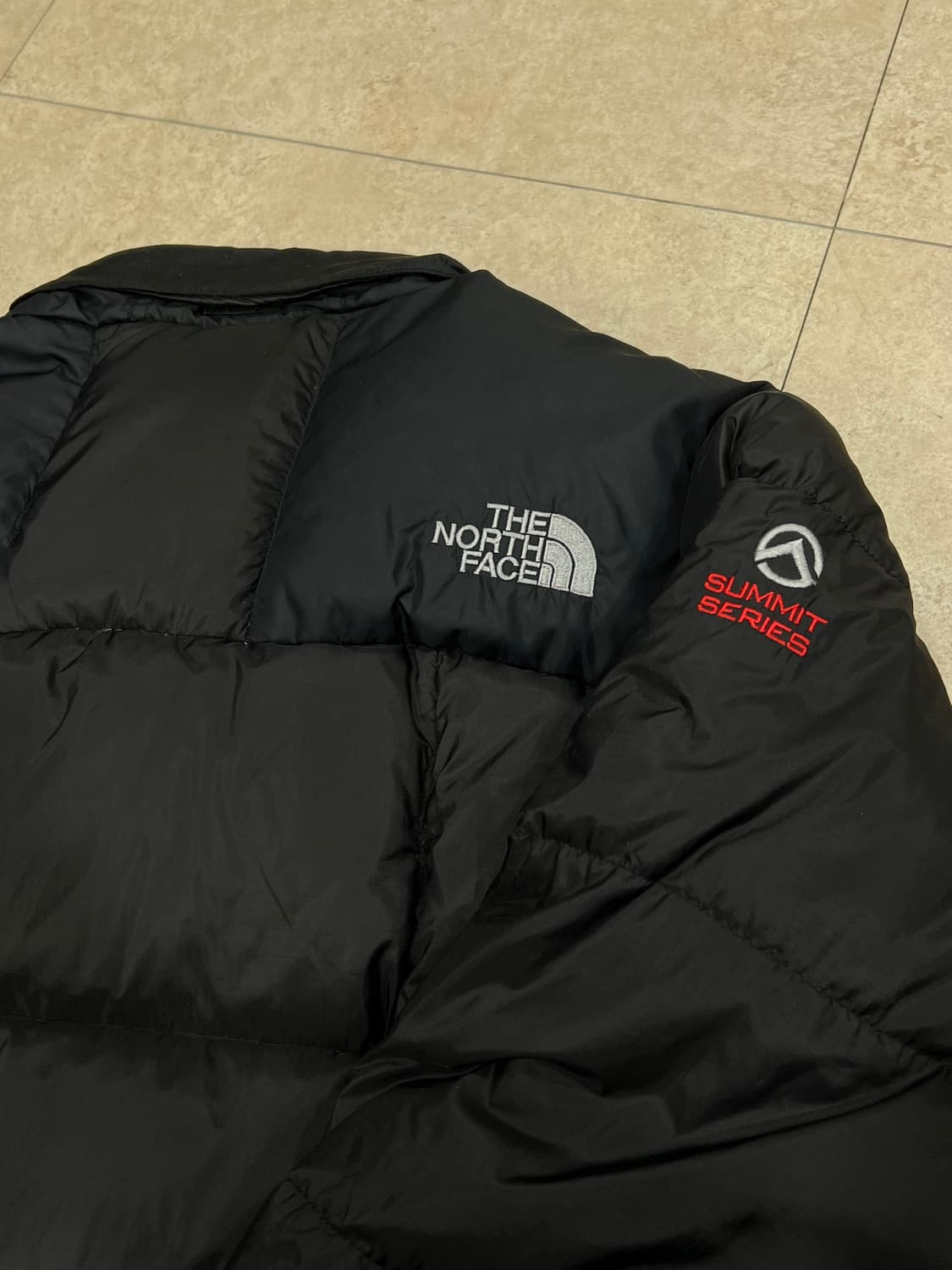 (100) 노스페이스 800필 로체 구스다운 패딩 점퍼 블랙 상품이미지7