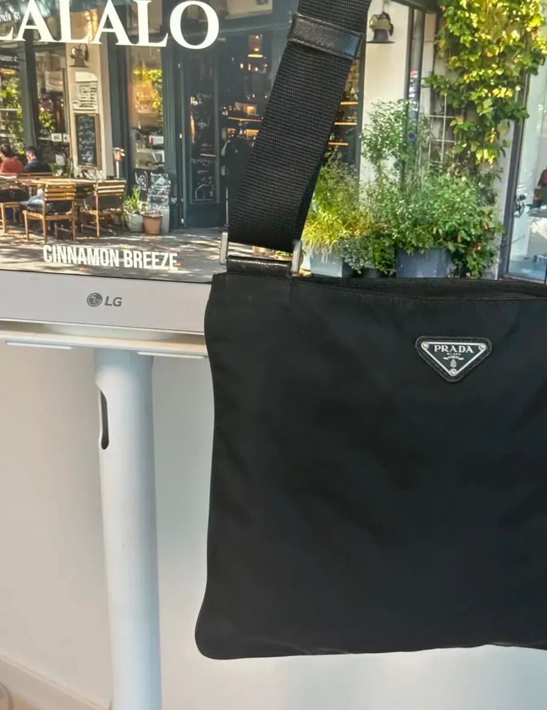 정품 프라다 포코노 나일론 크로스백 메신저백 숄더백 상품이미지5