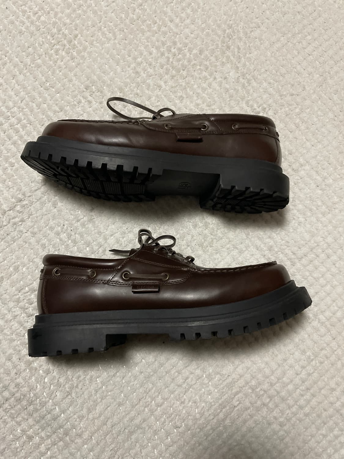 GU X 언더커버 콜라보 데크 슈즈 브라운 상품이미지3