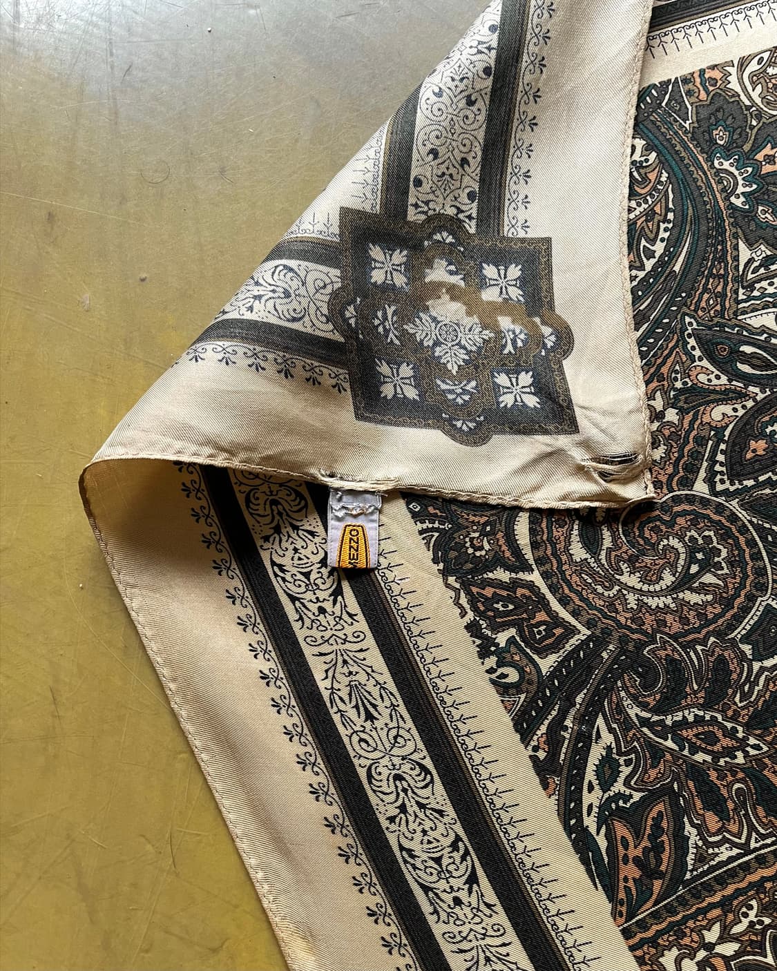 1980-90a INERMEZZO Japan Old Silk Scarf 상품이미지6