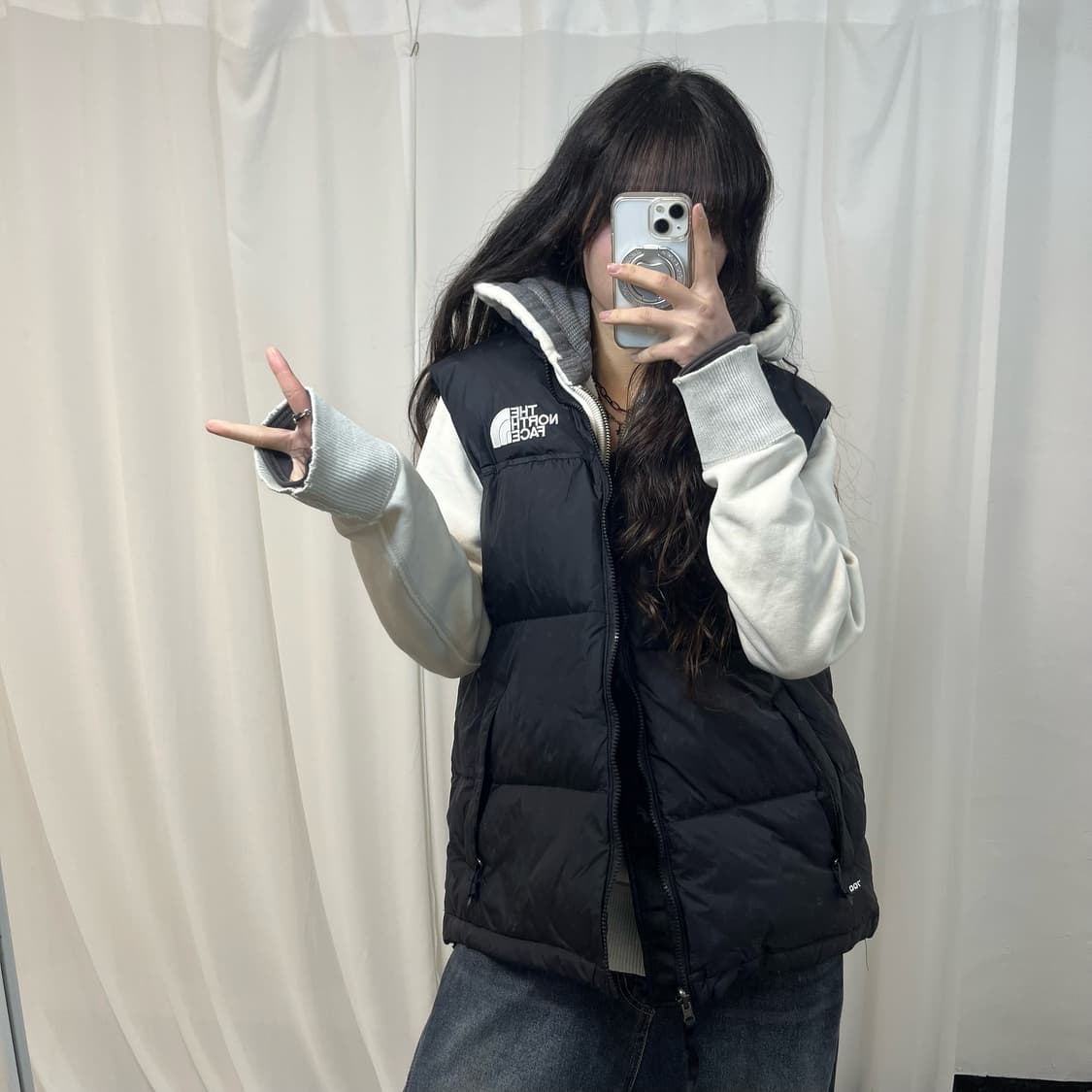 The North Face Nuptse 700 Down Vest 상품이미지2