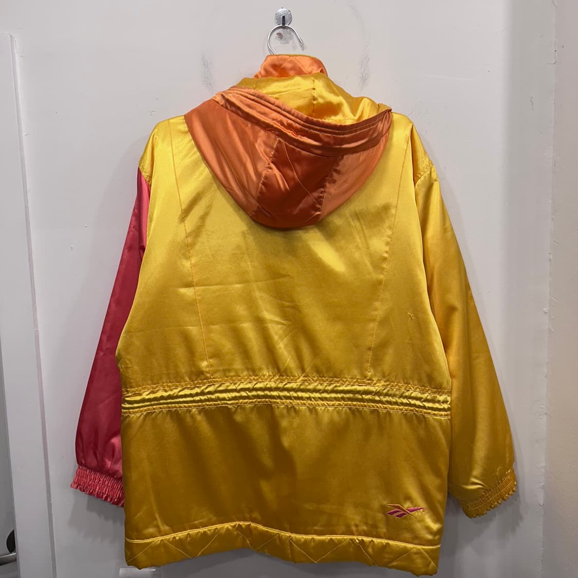 리복 올드스쿨 배색 글로시 스키 보드자켓 상품이미지6