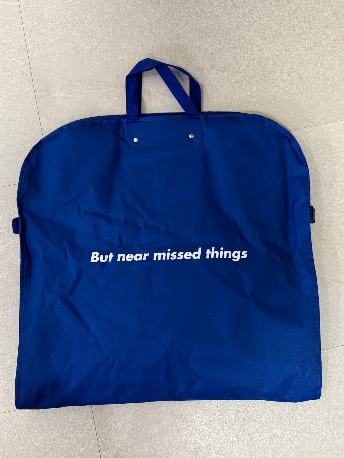 아더에러 수트케이스 상품이미지2