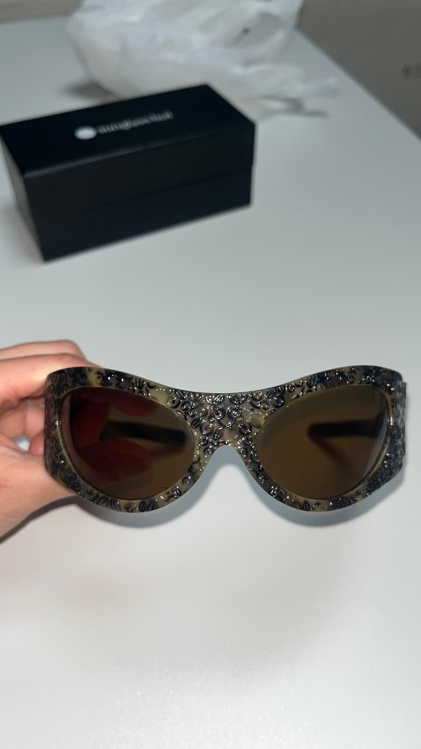 안나수이 선글라스 상품이미지1