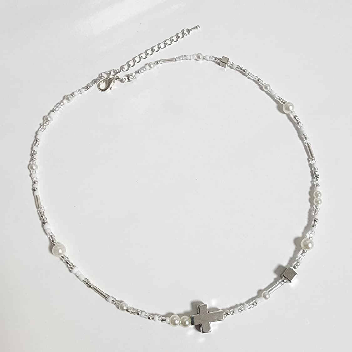 여자 화이트 실버 십자가 목걸이 상품이미지2