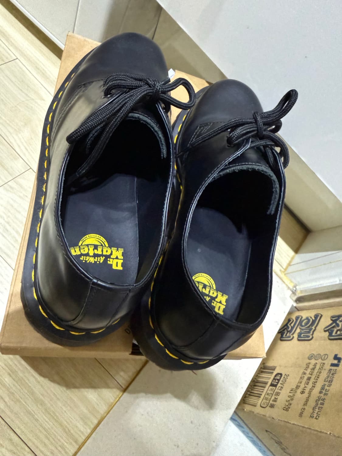 닥터마틴 1461 벡스 블랙 250사이즈 상품이미지2