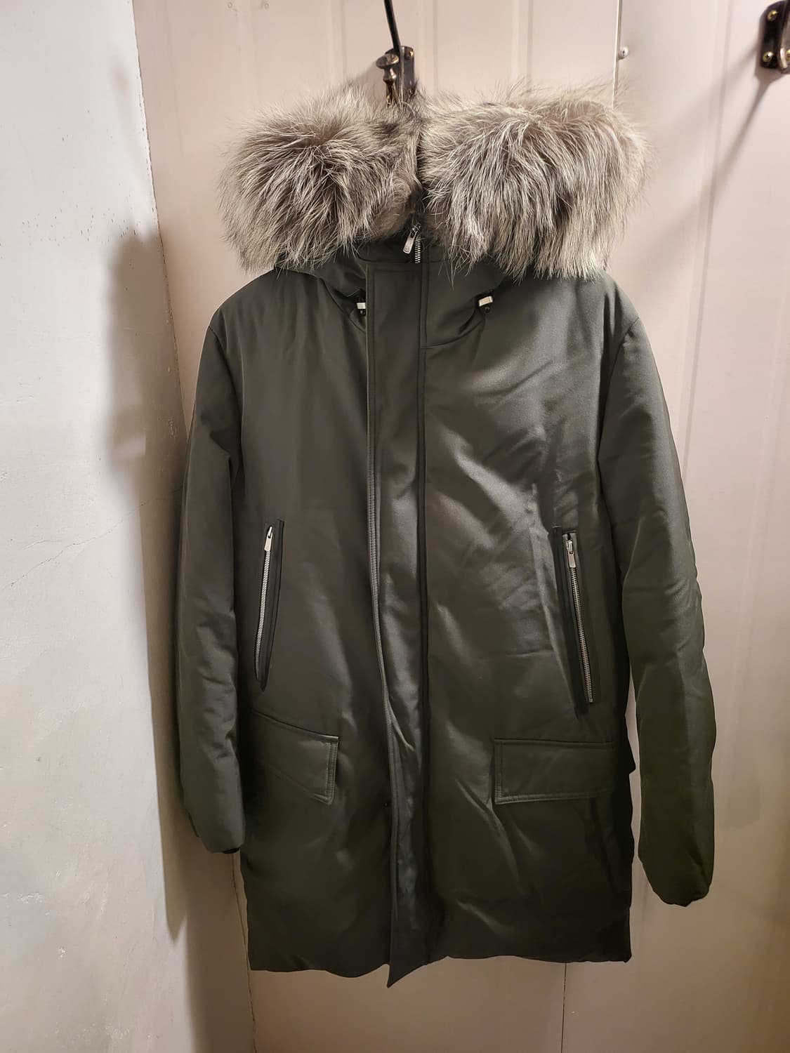 질스튜어트 폭스퍼 구스다운 롱패딩 상품이미지1