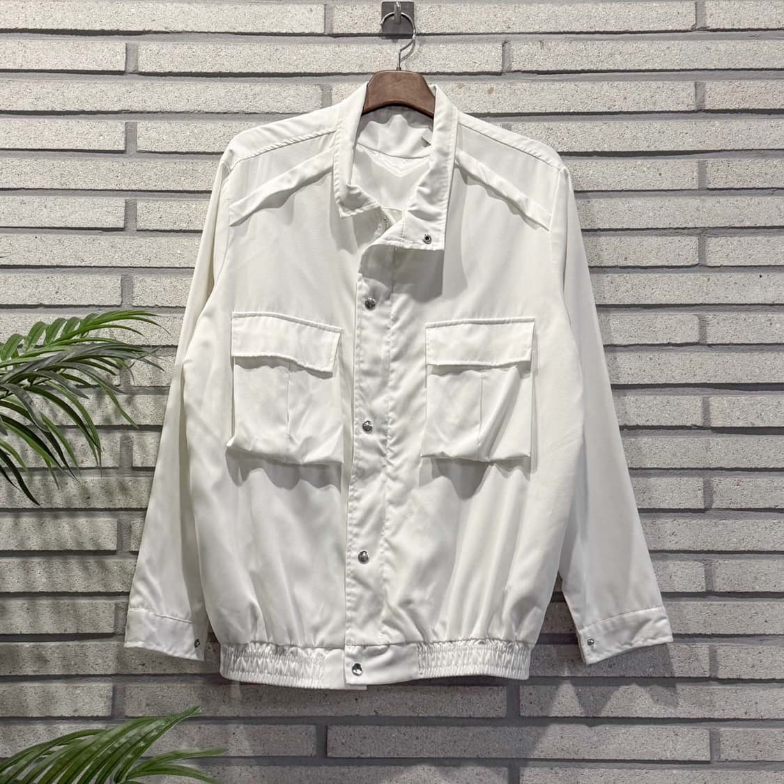 JPN VINTAGE 집업 자켓 스냅버튼 투포켓 밑단밴딩 디테일 화이트 상품이미지1