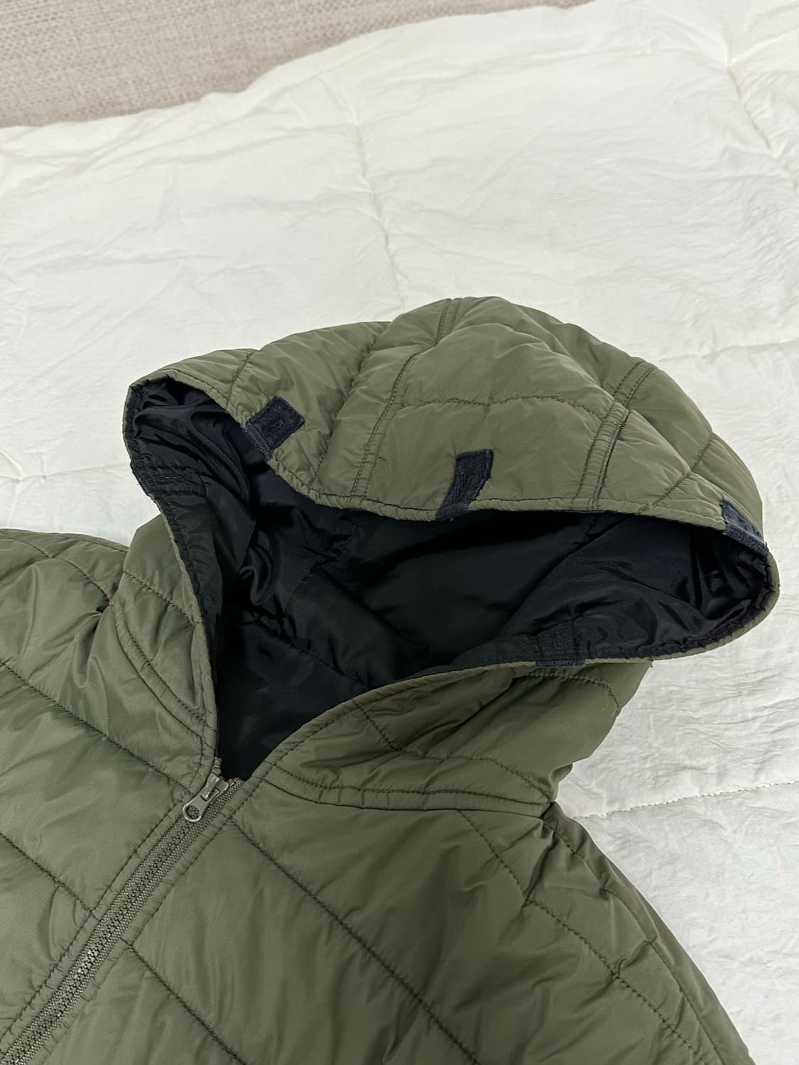 CP맛 반스 카키 경량패딩 라지 상품이미지6