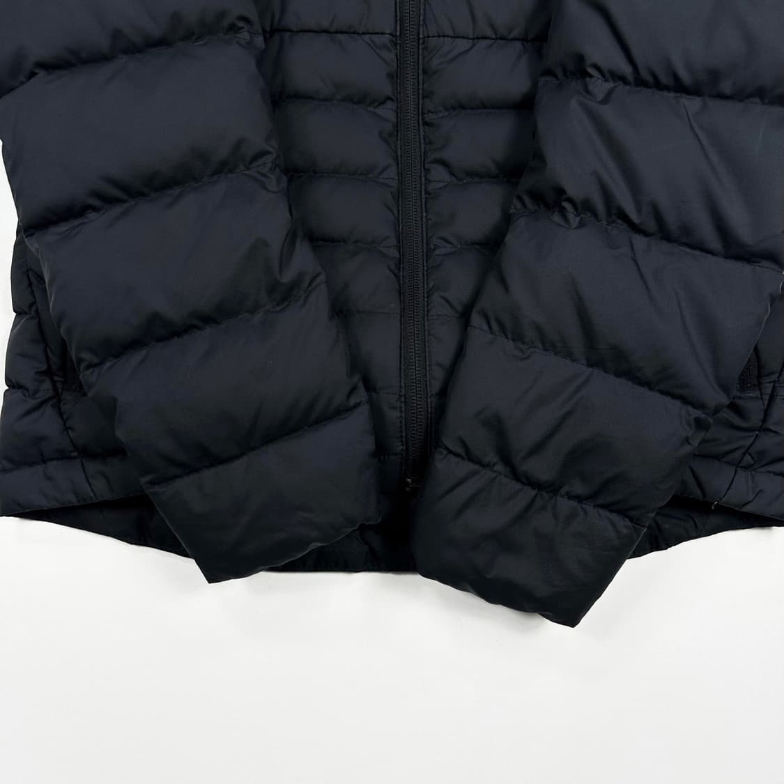 나이키 퓨추라 키즈 블랙 경량패딩 점퍼 (실측 XXS 여성추천) 상품이미지4