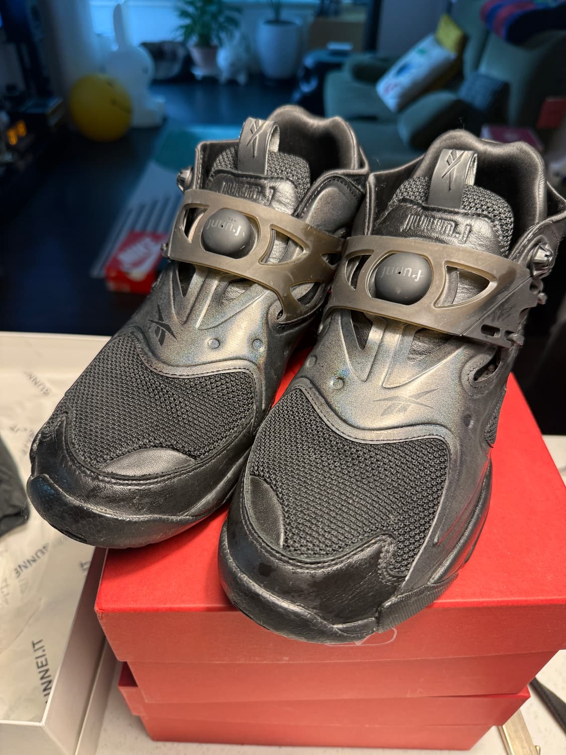 준지 리복 펌프 스니커즈 상품이미지1