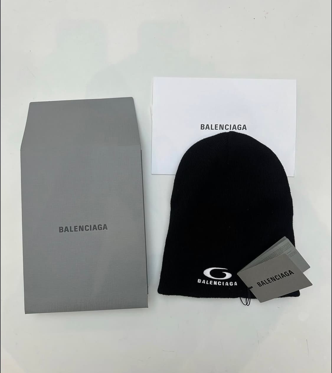 (구매글) 발렌시아가 마스크 비니 구매원합니다 상품이미지1