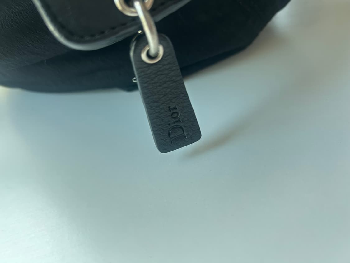 데일리🖤)) 디올 디올링 D 버클 나일론 숄더백 블랙 상품이미지3