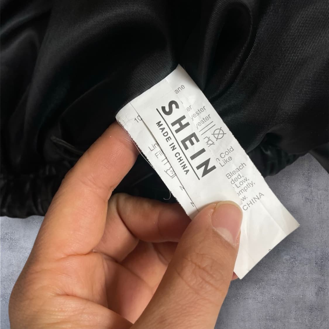 쉬인 SHEIN 페이크 레더 크롭 패딩 S 상품이미지4