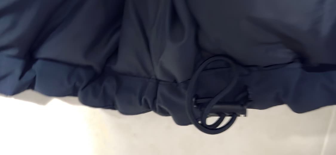 아디다스 헬리오닉 덕다운 패딩조끼  4XL (성인120사이즈) 택포 상품이미지5