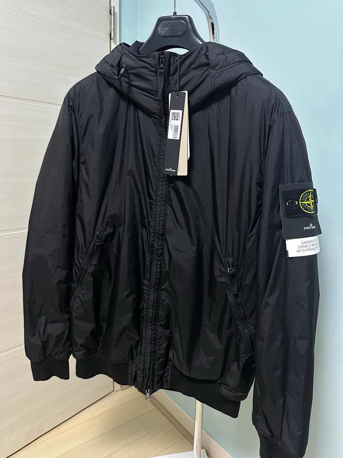 스톤아일랜드 Fw24 프리마로프트tc L사이즈 새상품급 상품이미지2