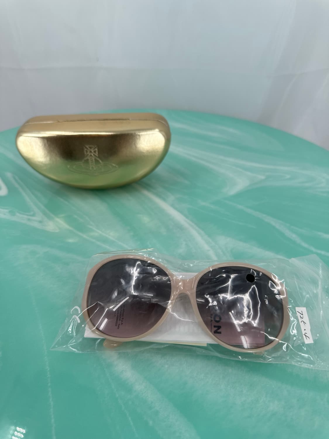 [새상품 무료배송] Made in Italy 비비안웨스트우드 선글라스 상품이미지8