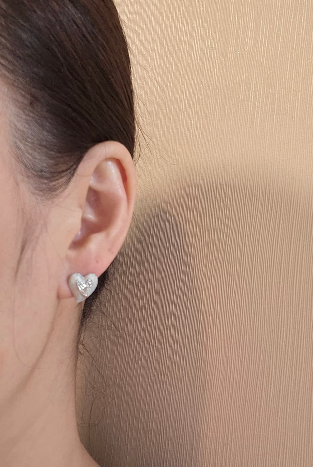 비비안웨스트우드 업사이클링 하트 언발란스 진주 귀걸이 상품이미지7