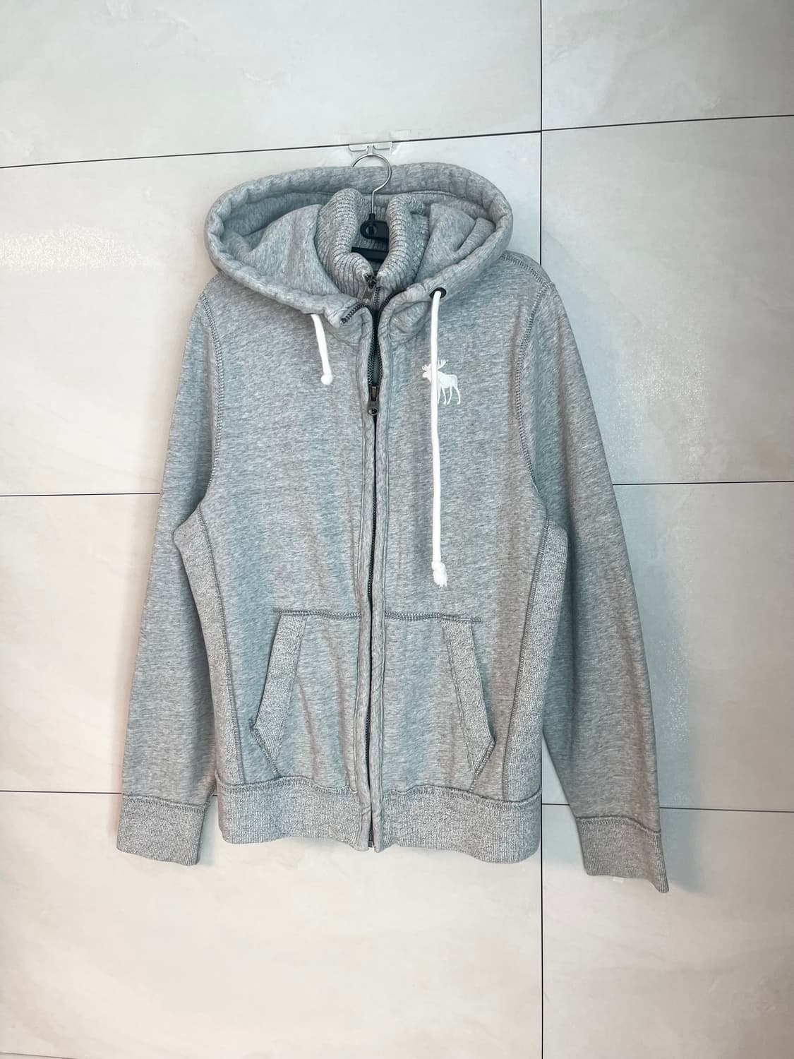 아베크롬비 화이트 순록 후드집업 그레이 [L]  상품이미지3