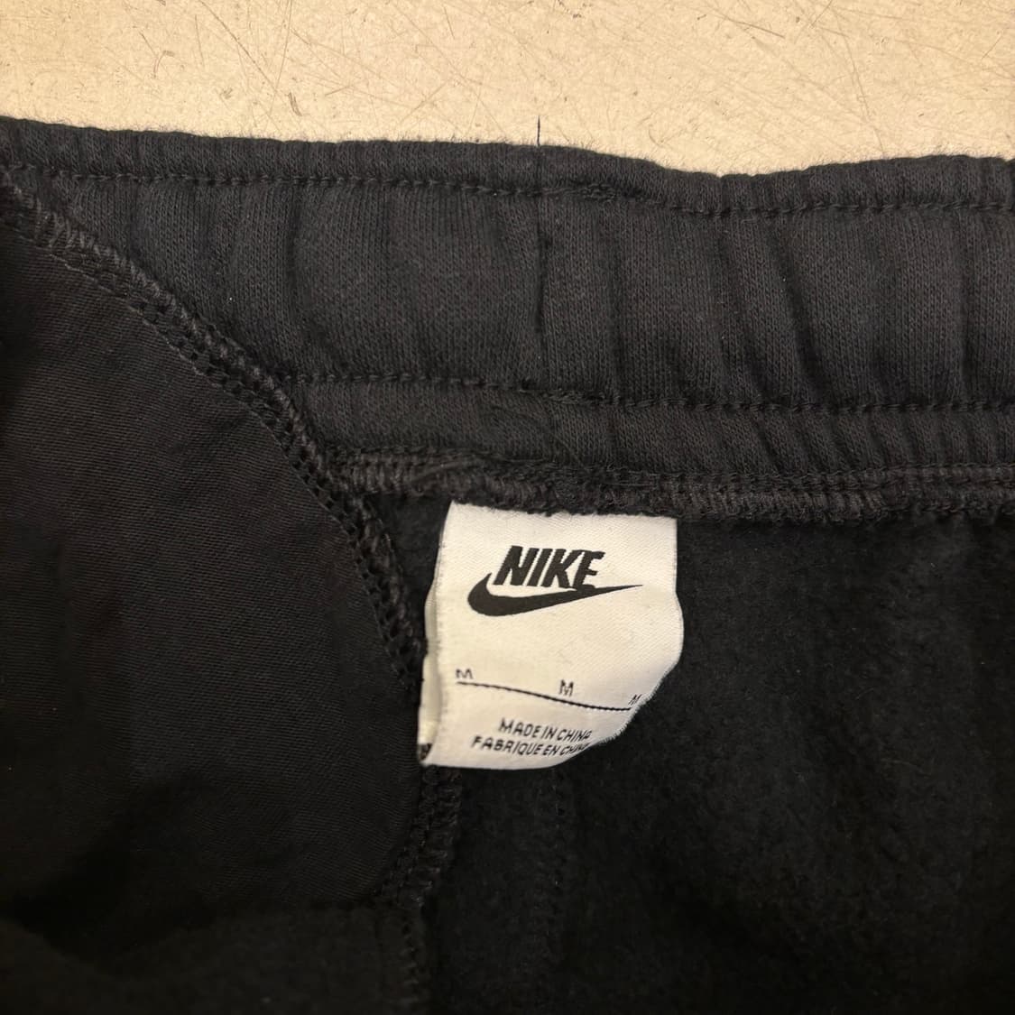 나이키 스몰로고 블랙 조거 팬츠 상품이미지3