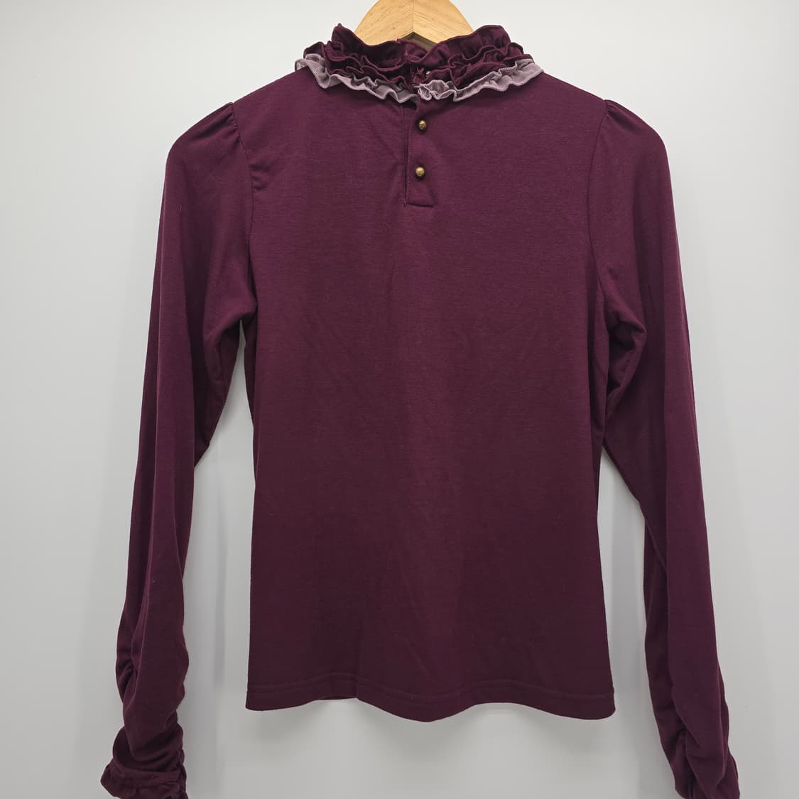 axes femme 레이스 장식 긴팔 티셔츠 버건디 상품이미지2