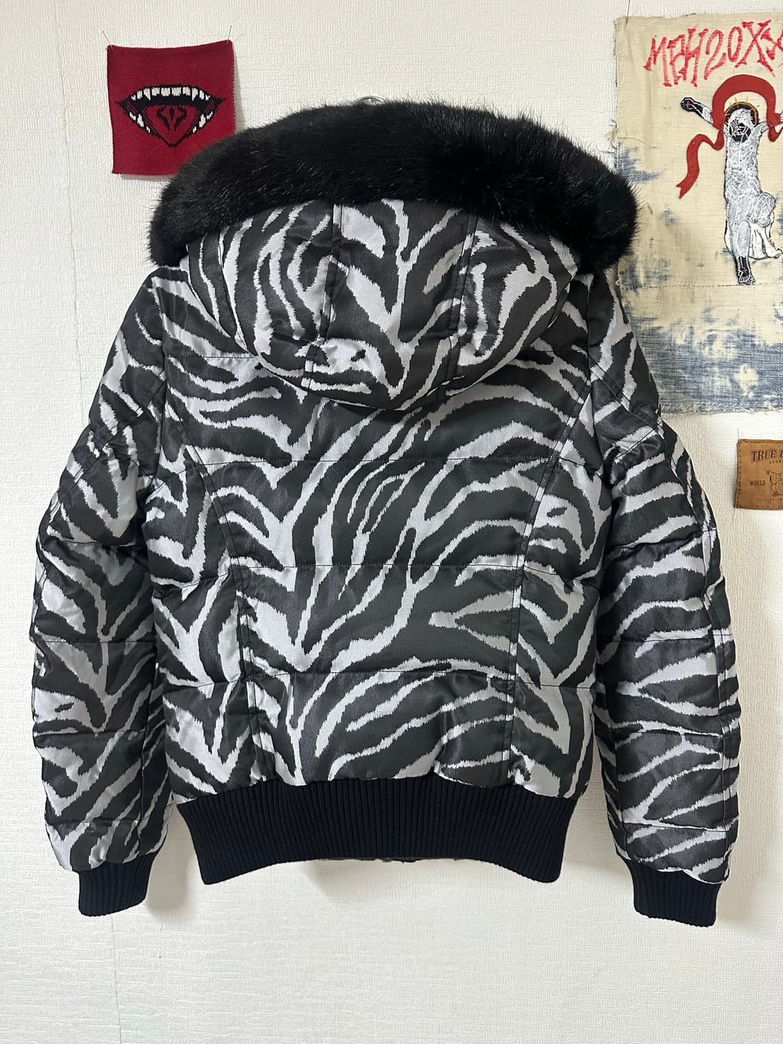 (rare) 쥬시 꾸뛰르 퍼 트리밍 구스다운 숏패딩 s 상품이미지4