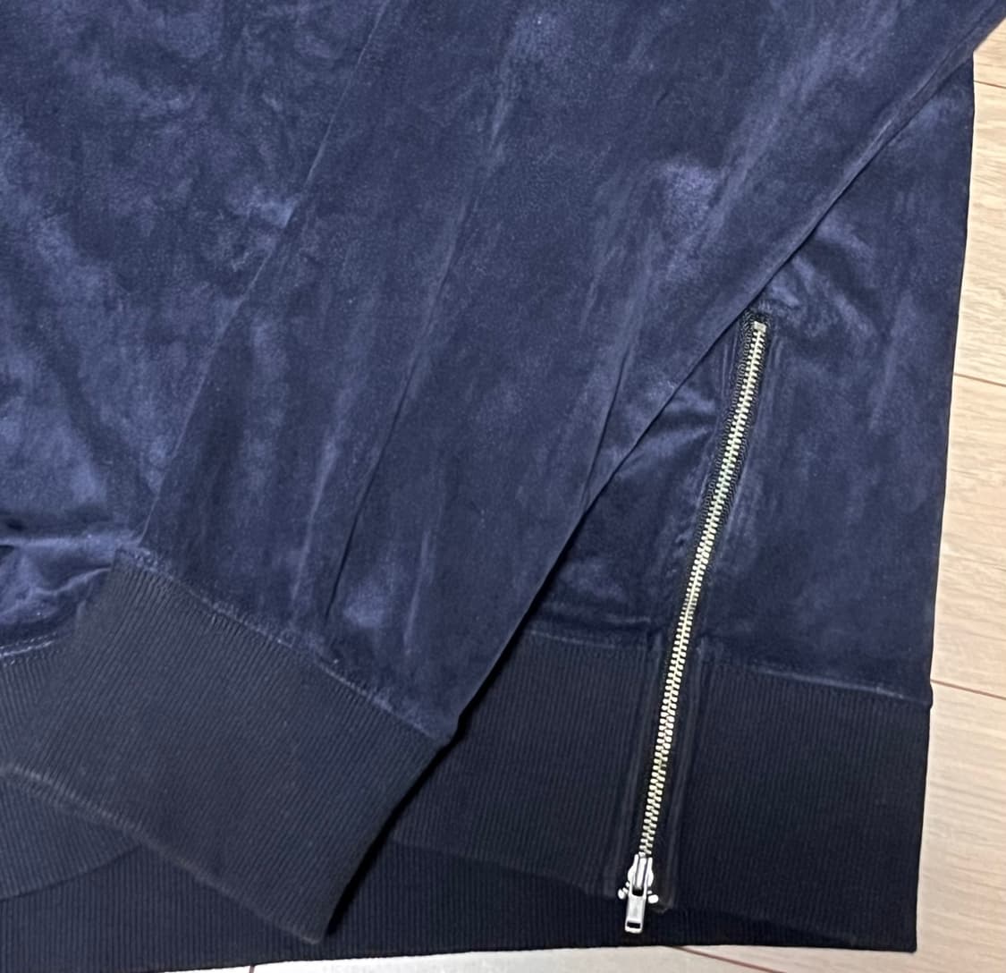 LESS, BUT BETTER 벨벳 맨투맨 네이비 XL 상품이미지3
