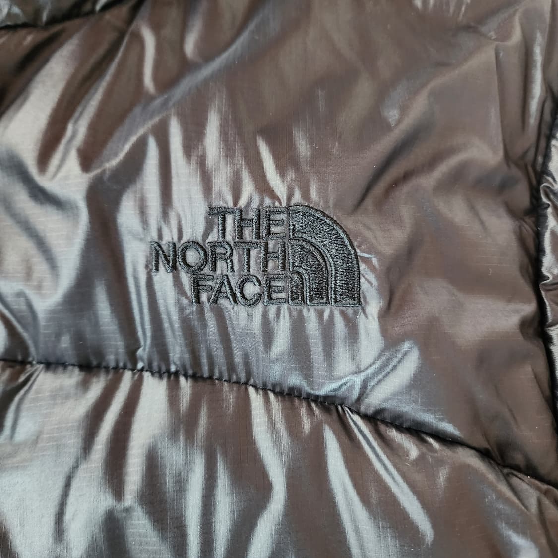 신품급!!일본판 노스페이스 아콘카구아 경량패딩 M(95) 상품이미지3