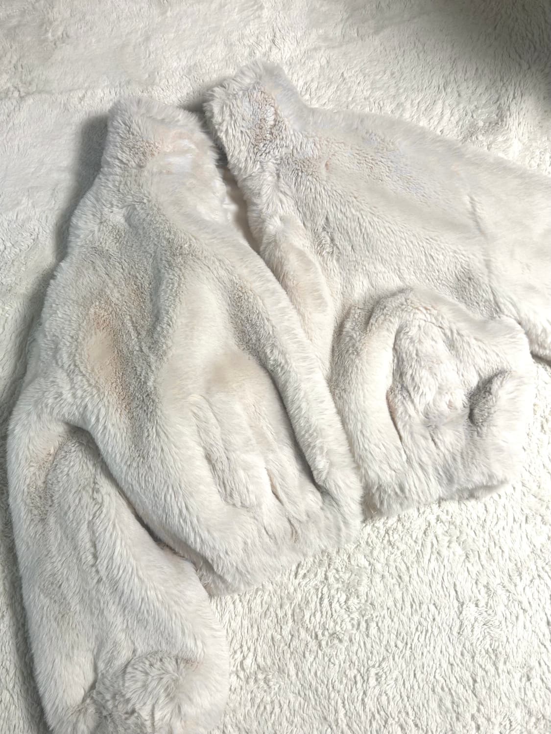 블랙업 세미크롭 퍼자켓 상품이미지1