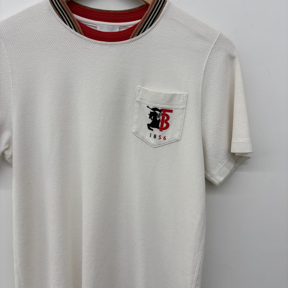 버버리 로고 포켓 반팔 티셔츠 화이트 여s 상품이미지2