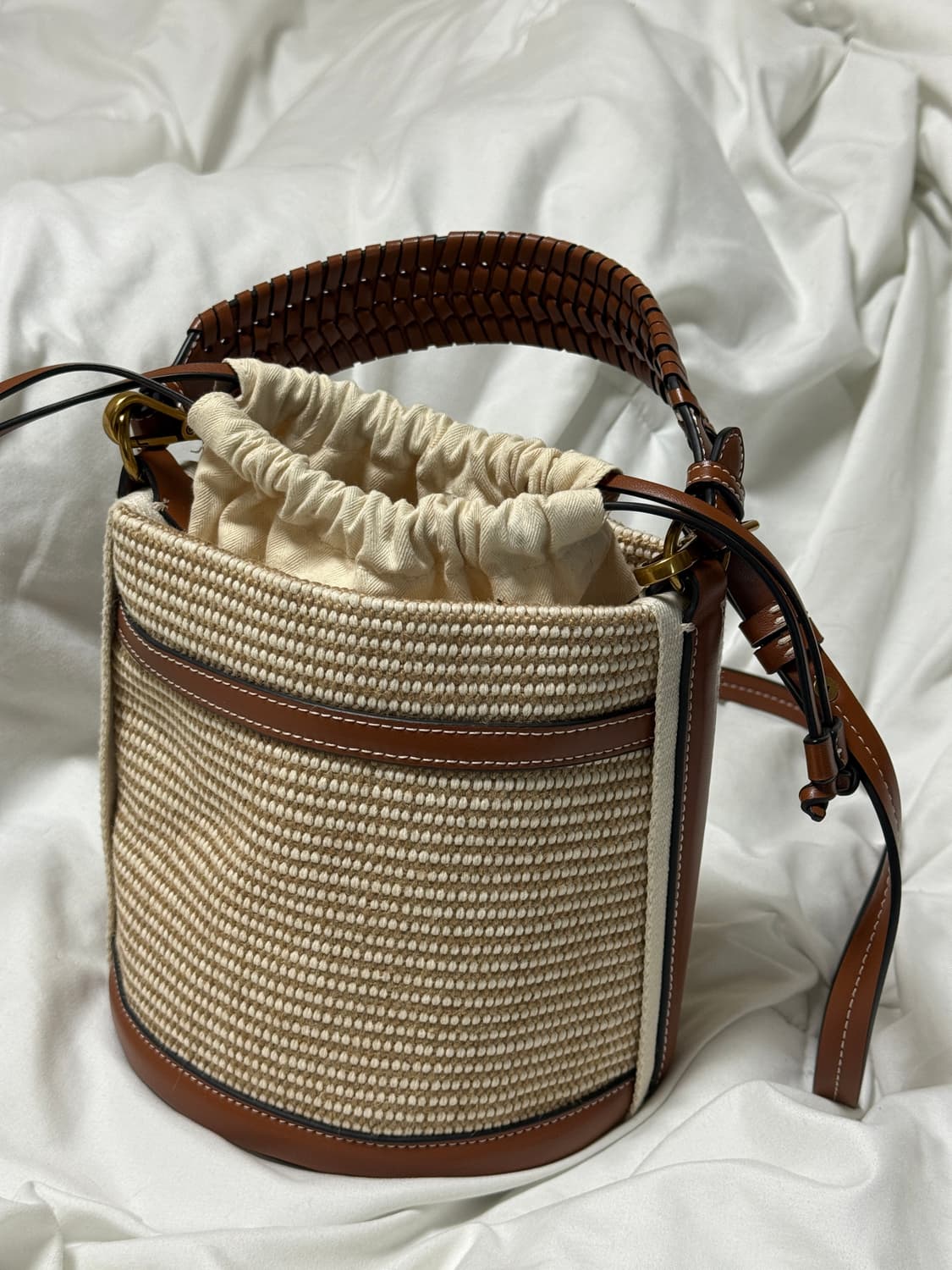 자라버킷백 상품이미지1