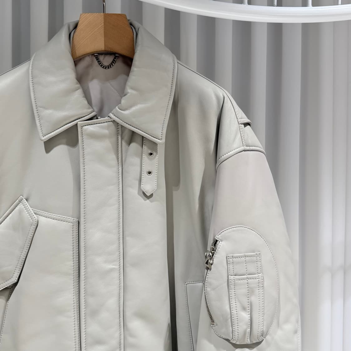 (A+/50) / 솔리드옴므 양가죽 램스킨 레더 MA1 블루종 봄버 자켓 상품이미지4