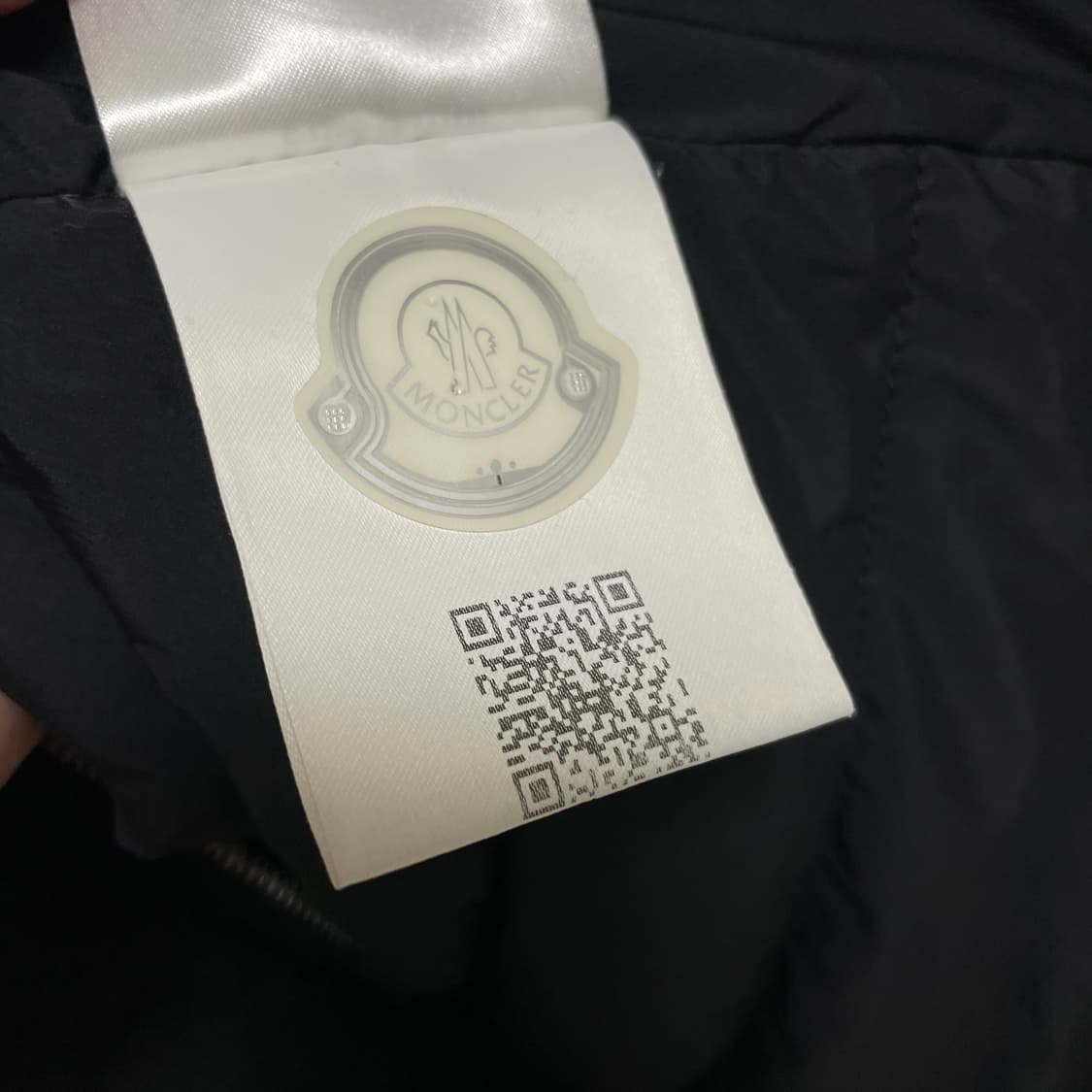 몽클레어 CYR 바이커 경량패딩 3사이즈 정품 상품이미지7