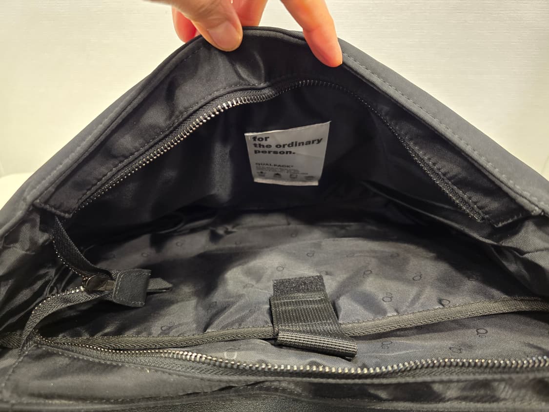 퀄팩 커렌트 레귤러 메신저백 숄더백 크로스백 블랙 상품이미지9