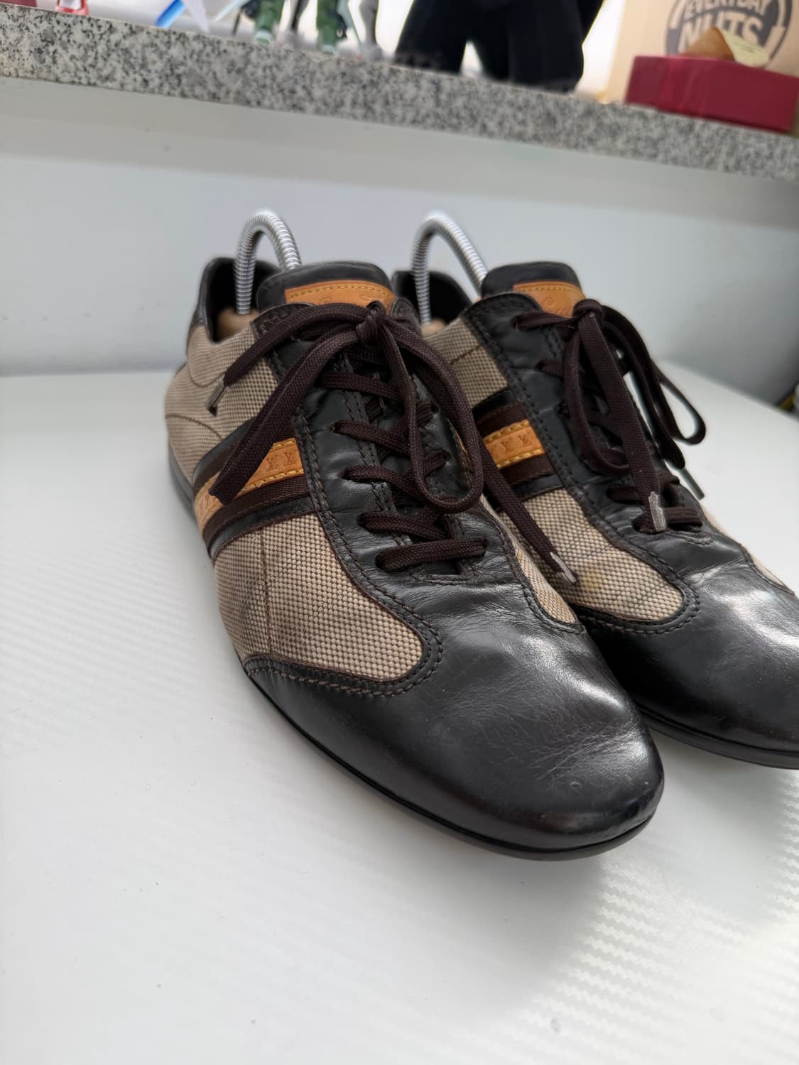 정품) 루이비통 남성 스니커즈 8 상품이미지3