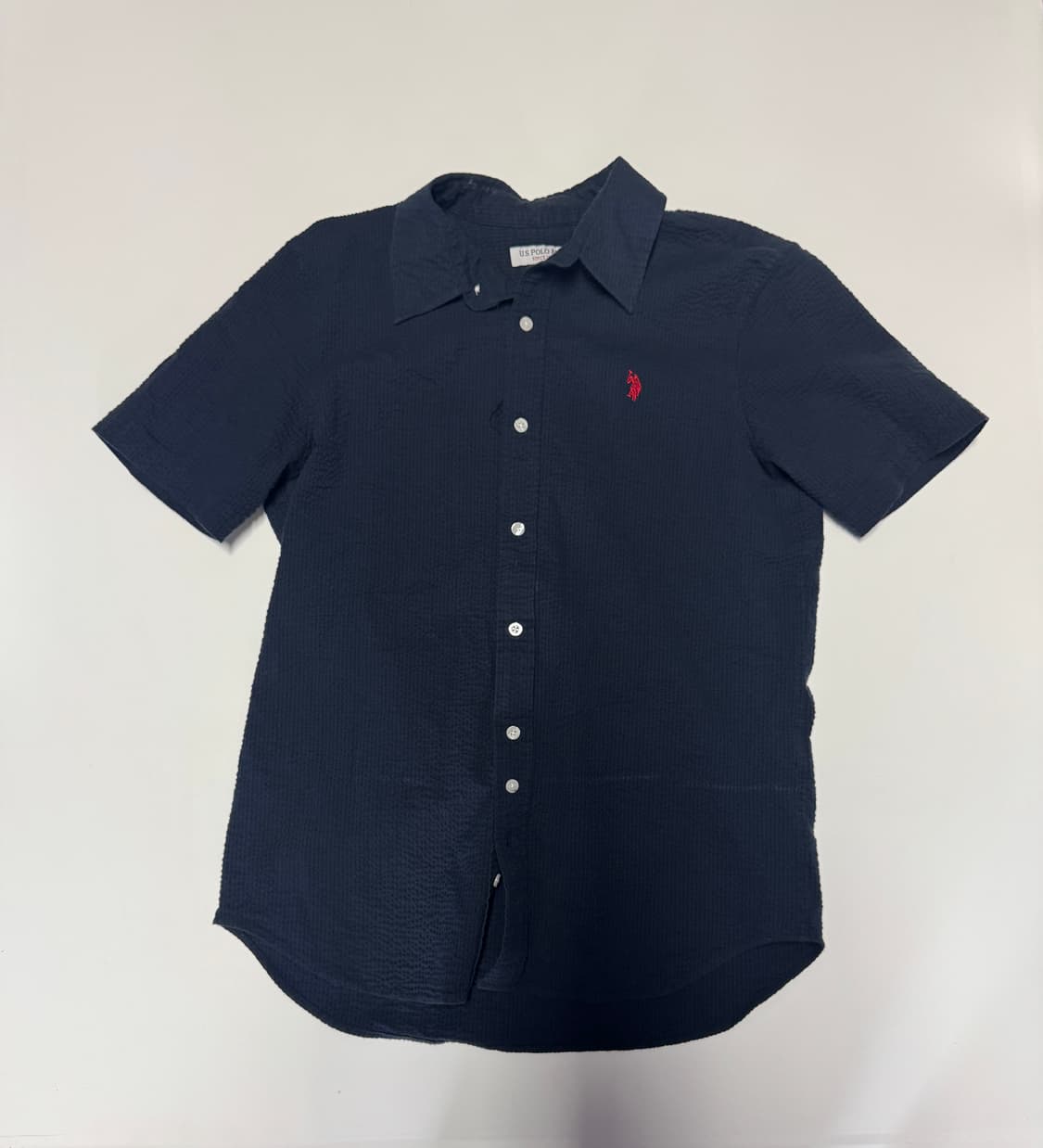 US 폴로 23년도 시어서커 반팔 셔츠 L 네이비 상품이미지1