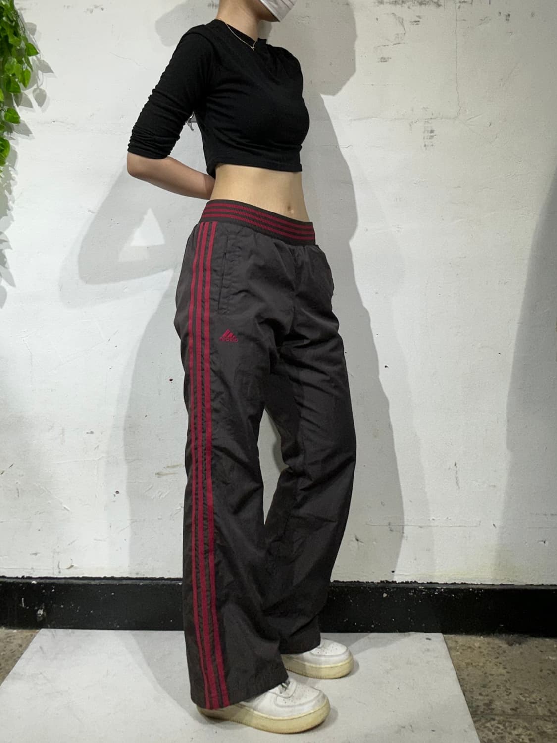 아디다스 브라은 와이드 레드 삼선 부츠컷 트랙 팬츠 S 상품이미지1