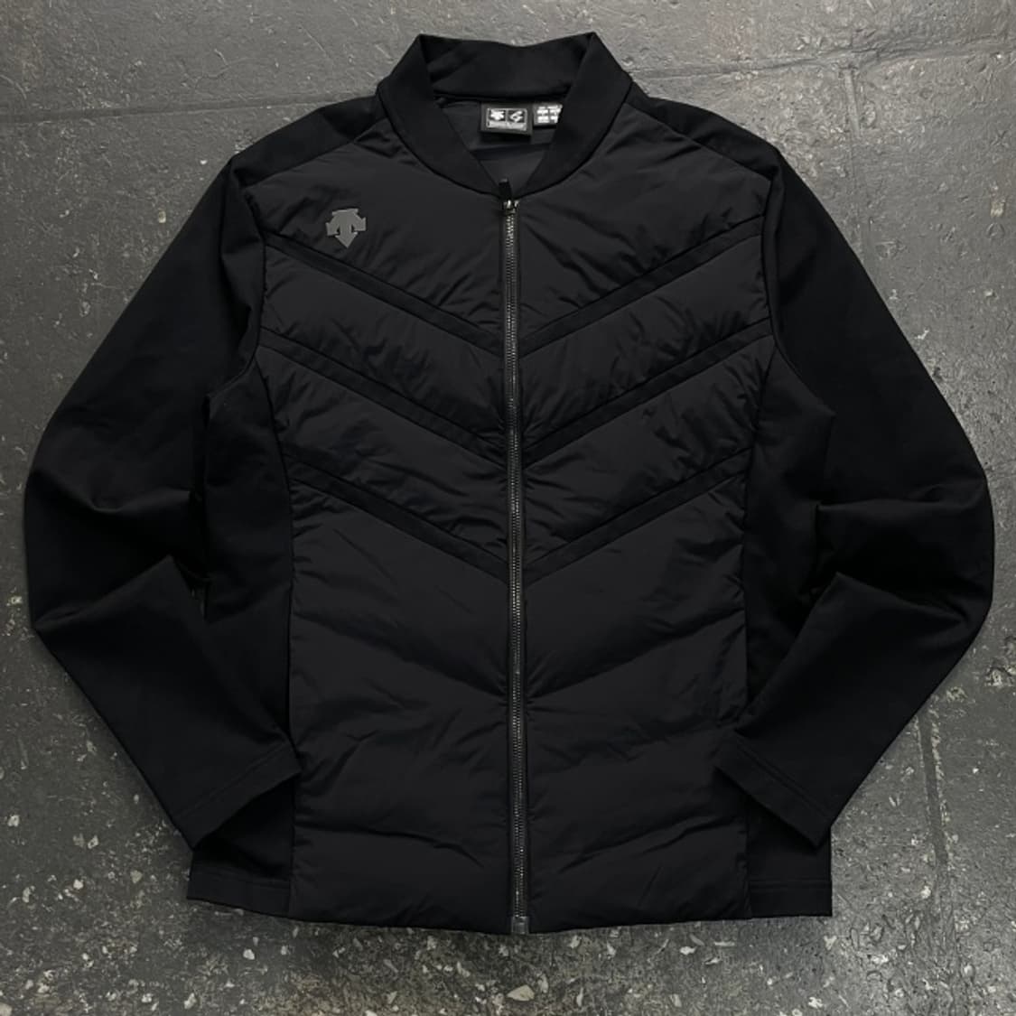 95 데상트 골프 하이브리드 자켓 상품이미지1