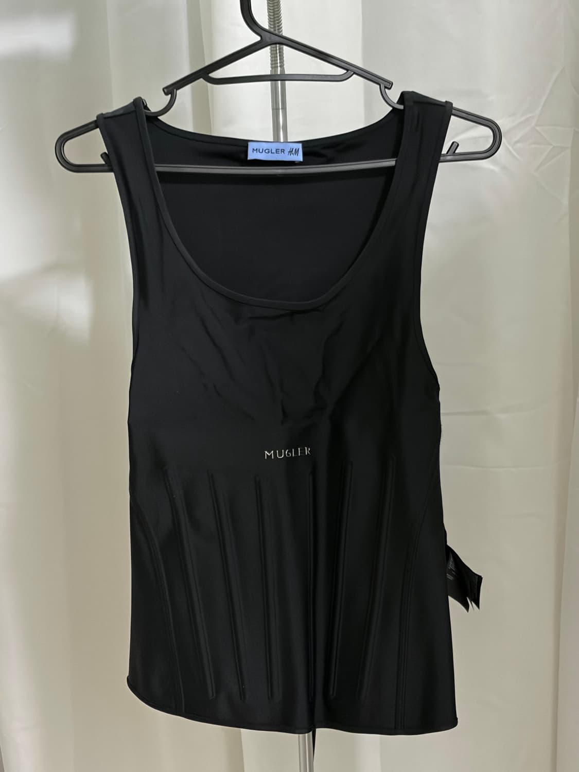 뮈글러 hm 나시탑 상품이미지1