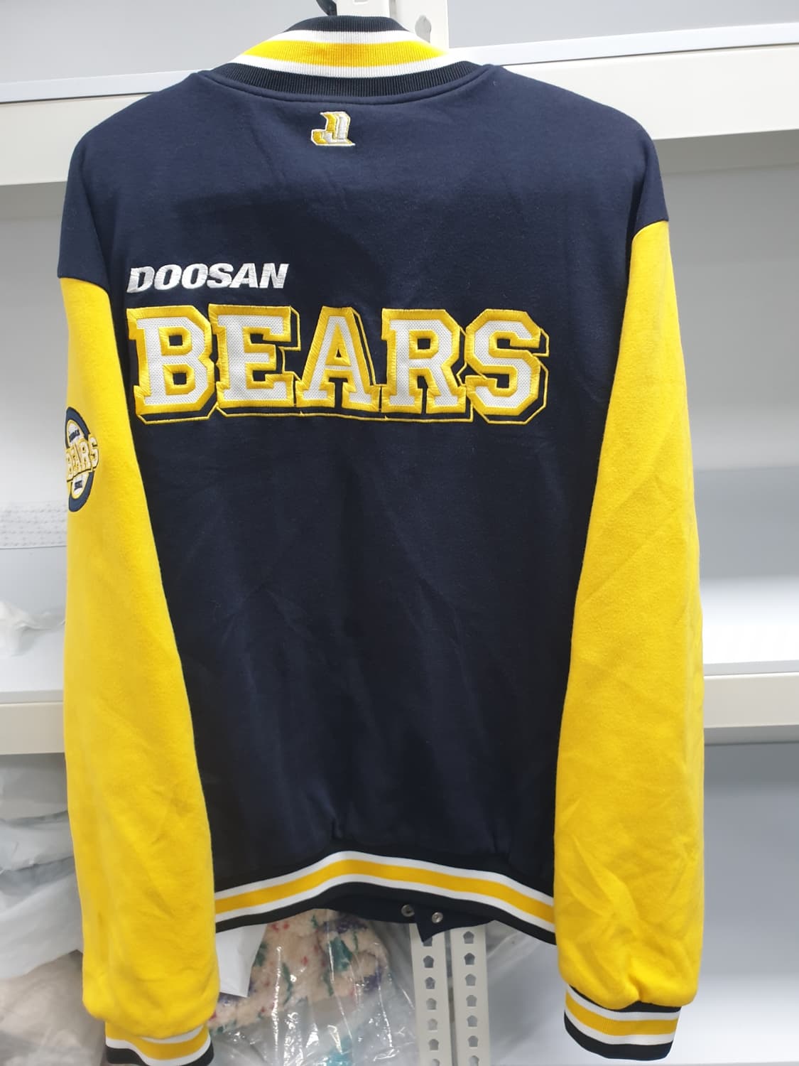 두산베어스 야구점퍼 110사이즈 팝니다 상품이미지2
