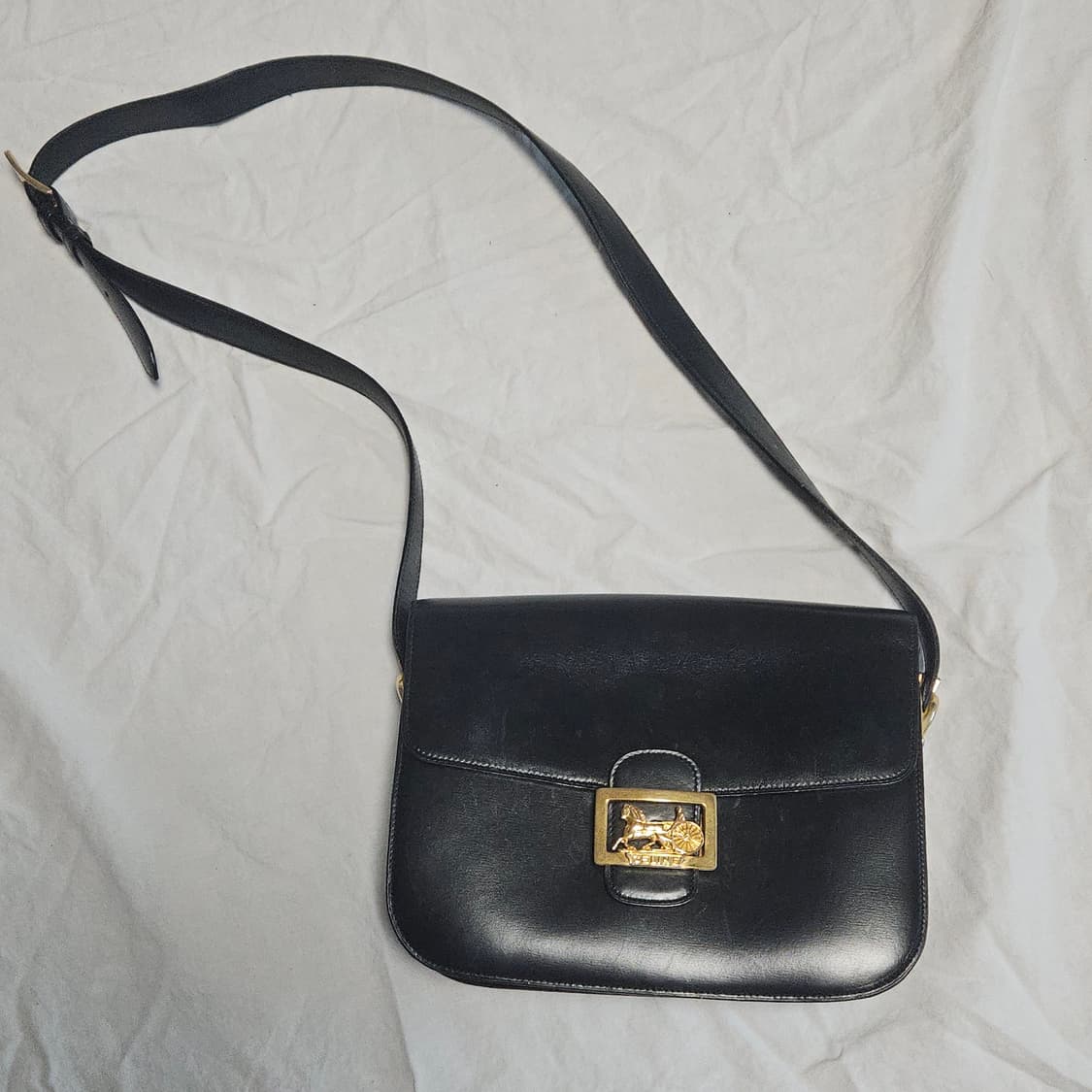 올드셀린 마차백 블랙/내부레드 상품이미지1