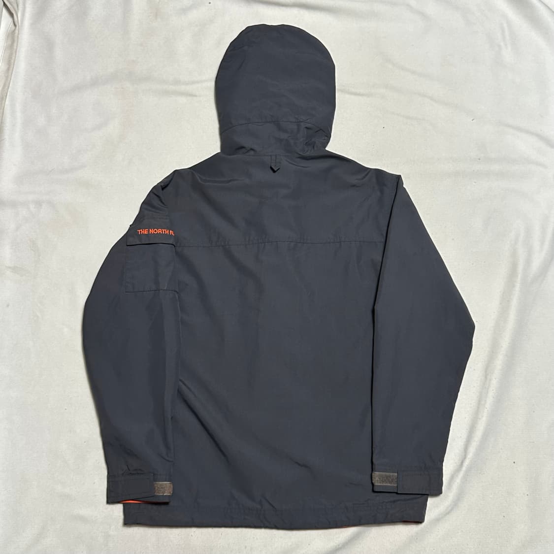 90 노스페이스 암포켓 챠콜 후드 바람막이 상품이미지3