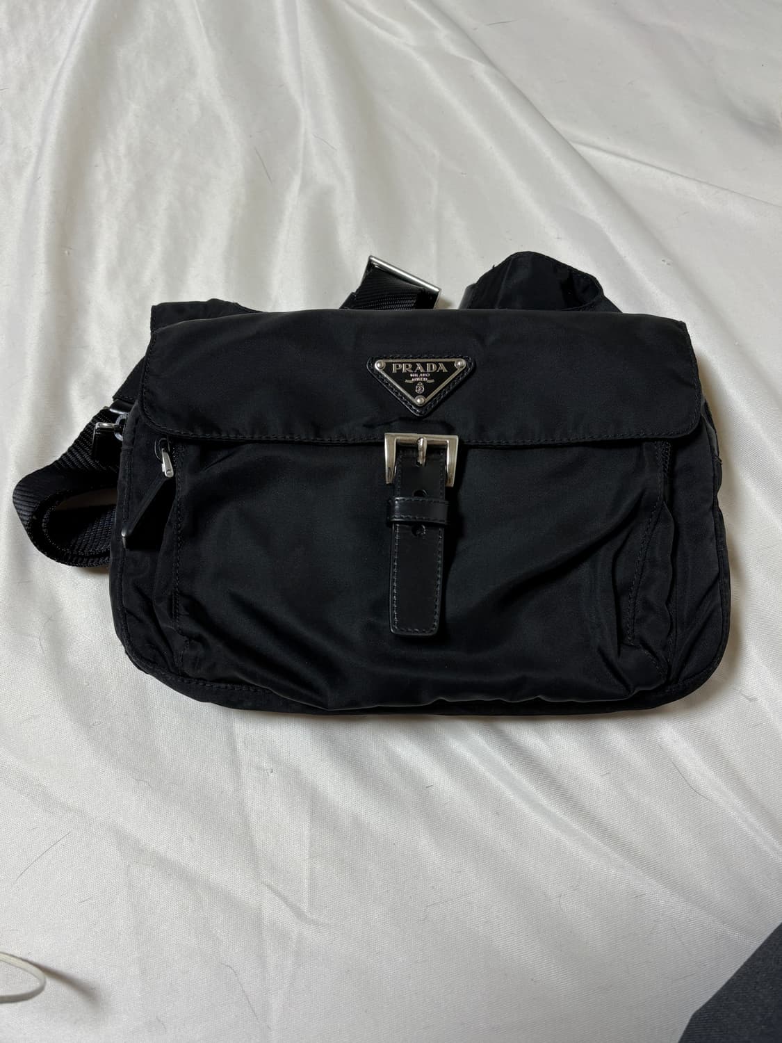 Prada 로고 블랙 크로스백 나일론 레더 상품이미지7
