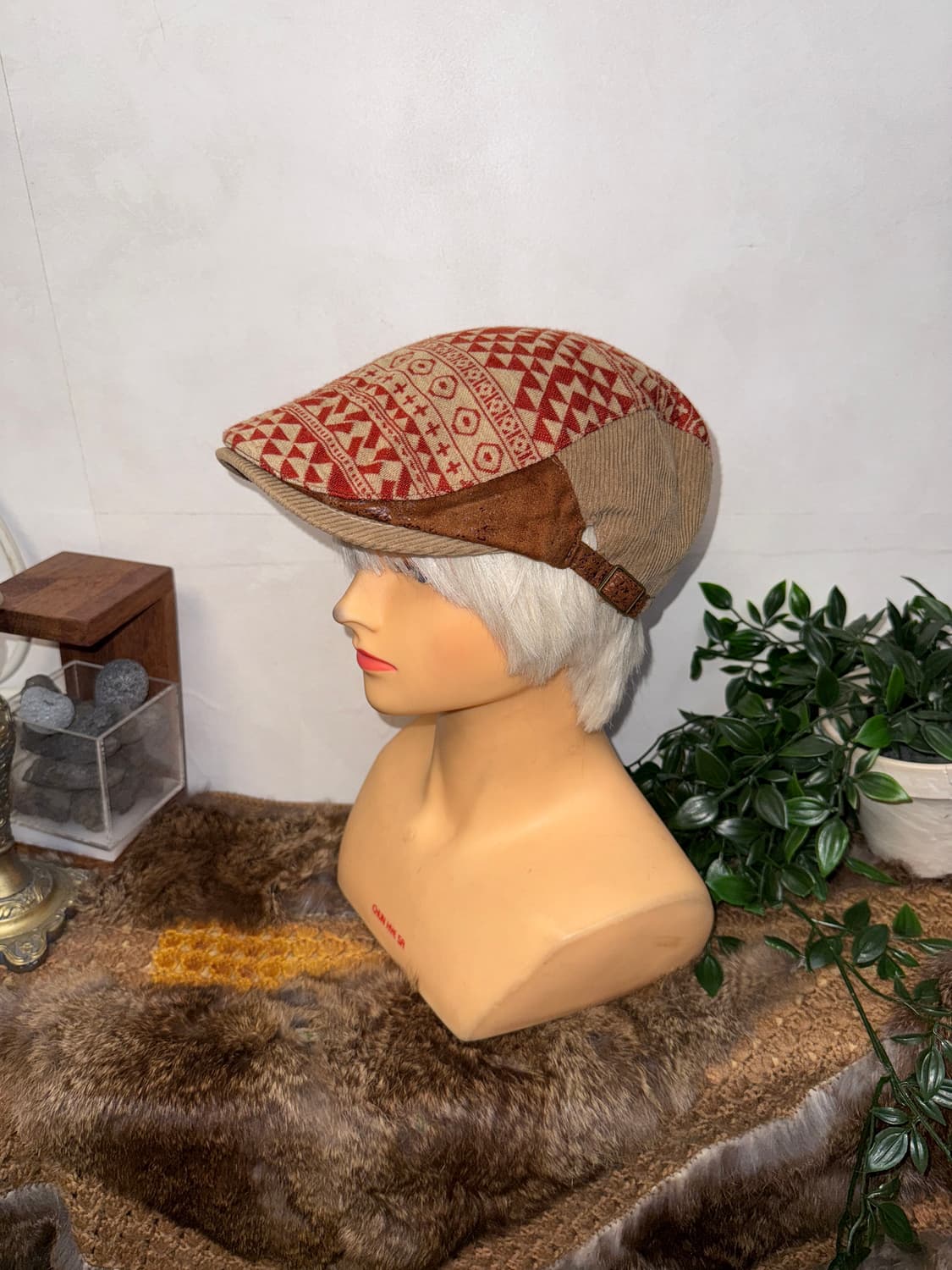 Beige red ethnic hippie hunting cap 상품이미지1