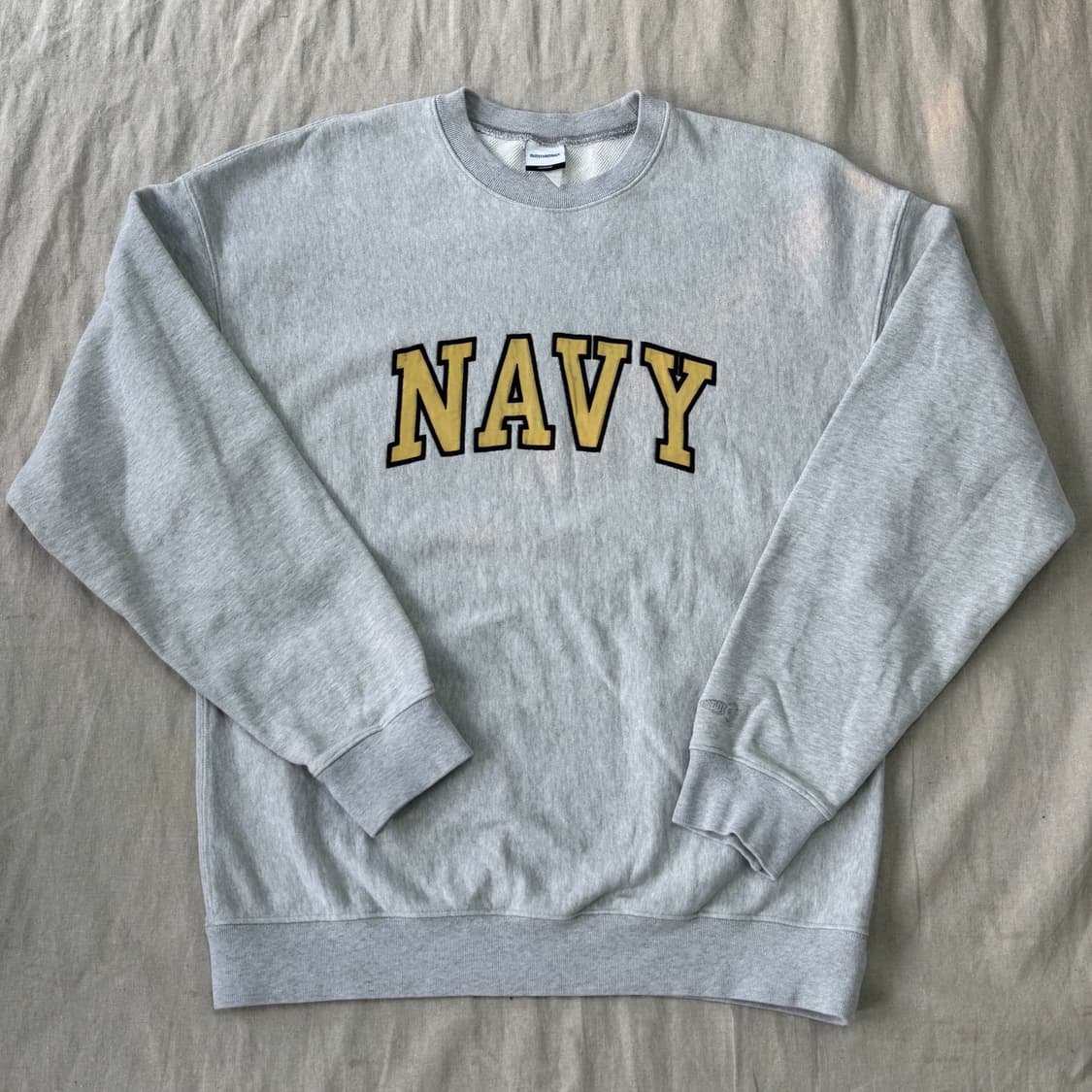 아웃스탠딩 애쉬그레이 밀리터리 패치 스웻 맨투맨 M(105) 상품이미지1