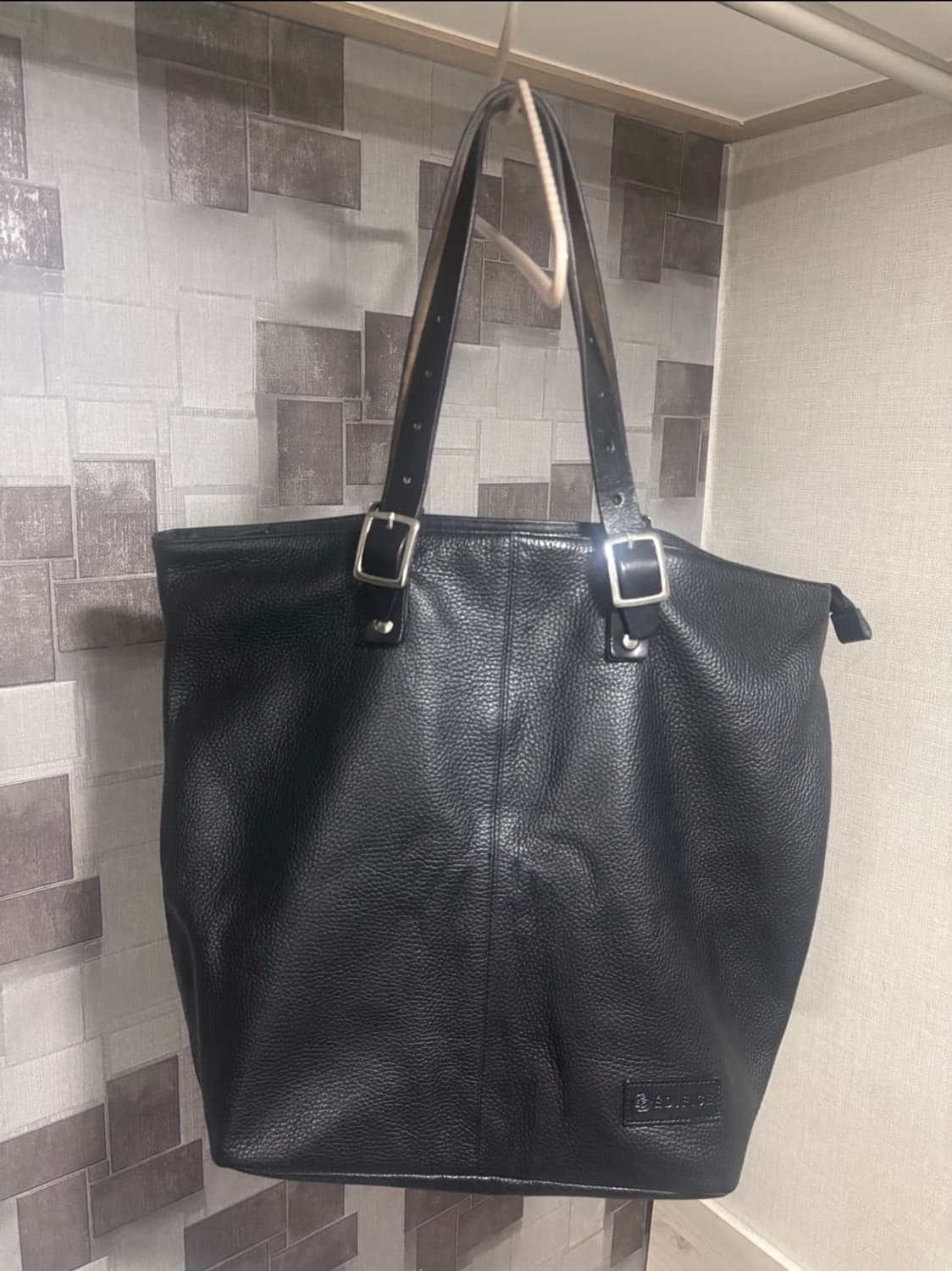 에디파이스 에디피스 EDIFICE 가죽 토트백 블랙
 상품이미지4