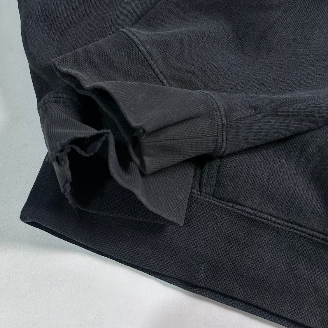 스투시 스탁로고 블랙 후드티 상품이미지5