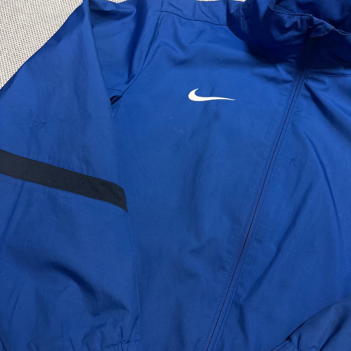 나이키 스몰로고 바람막이 자켓 상품이미지3