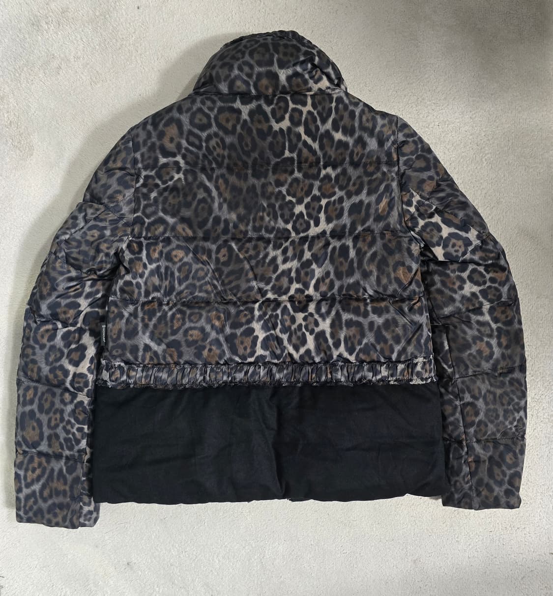 Moncler 몽클레어 레오파드 다운패딩 상품이미지5
