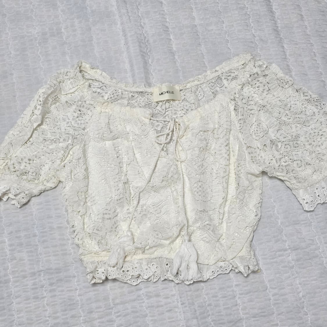 유럽빈티지 화이트 히메갸루 모리걸 펀칭니트 크롭 오프숄더 블라우스 상품이미지5